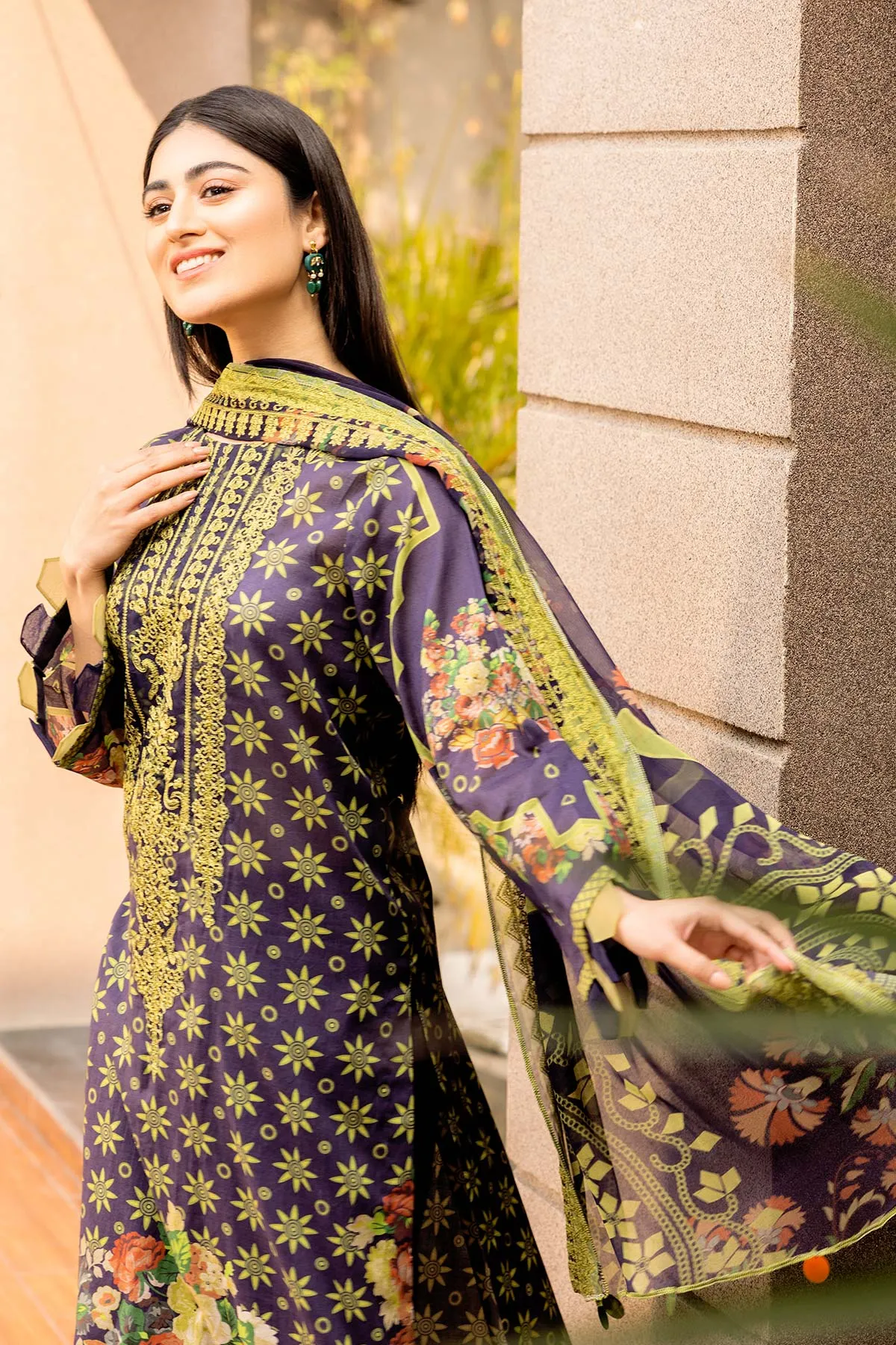 3-Pc Charizma Unstitched Embroidered Lawn Shirt With Embroidered Chiffon Dupatta AN23-31