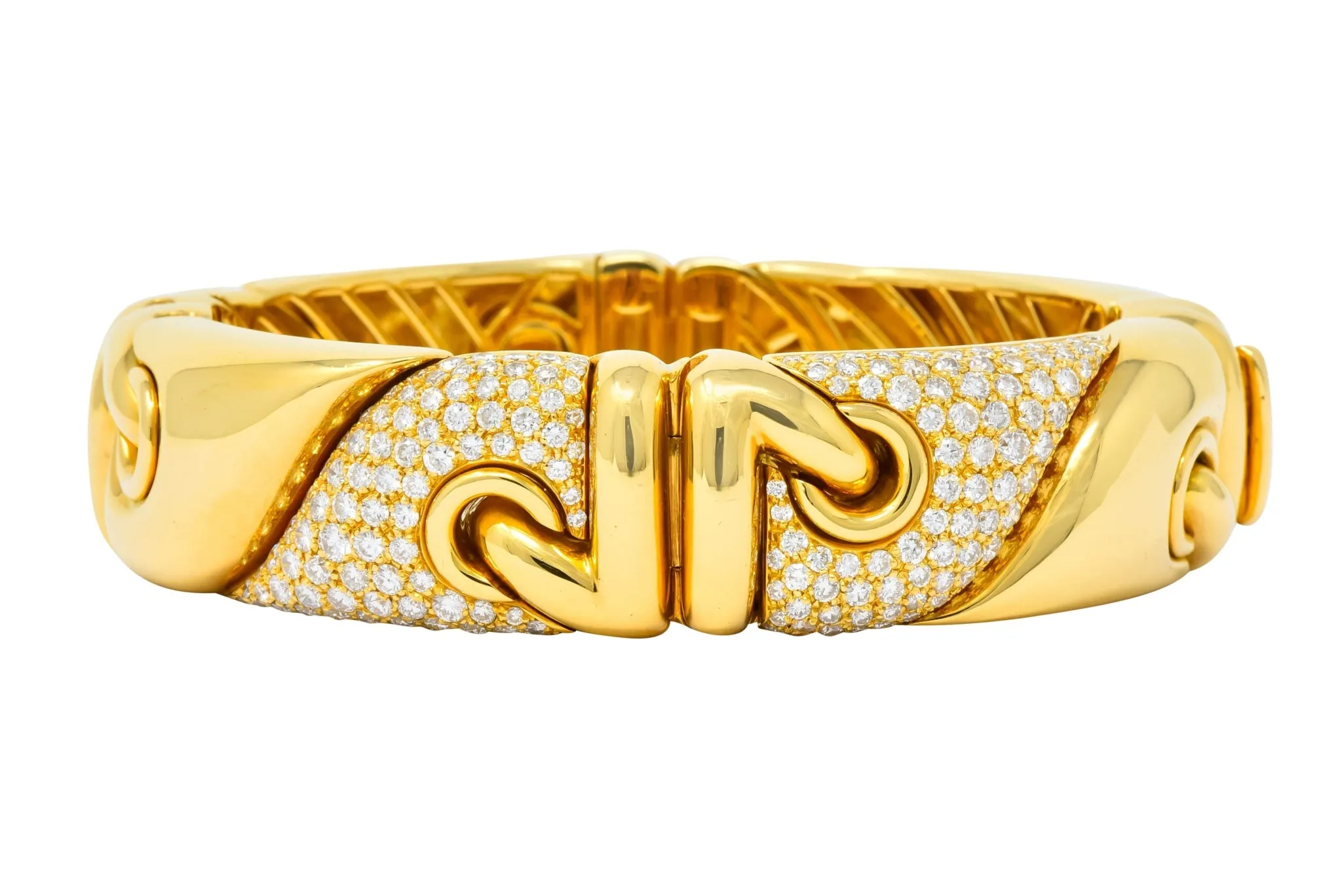 Bulgari 4.30 CTW Diamond 18 Karat Gold Stylized Link Cuff Bracelet