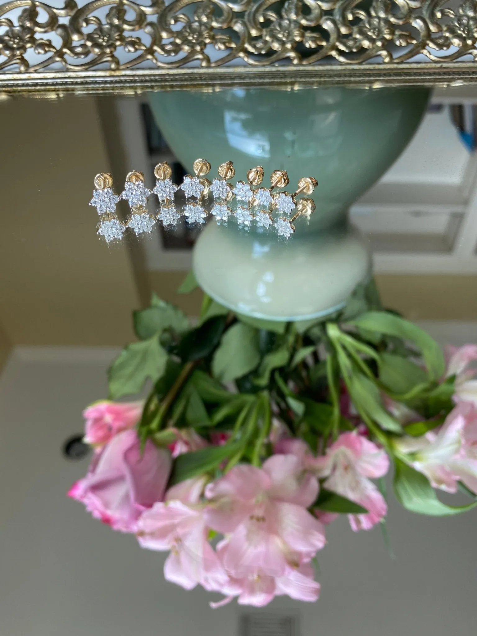 Diamond Flower Flat Back Stud