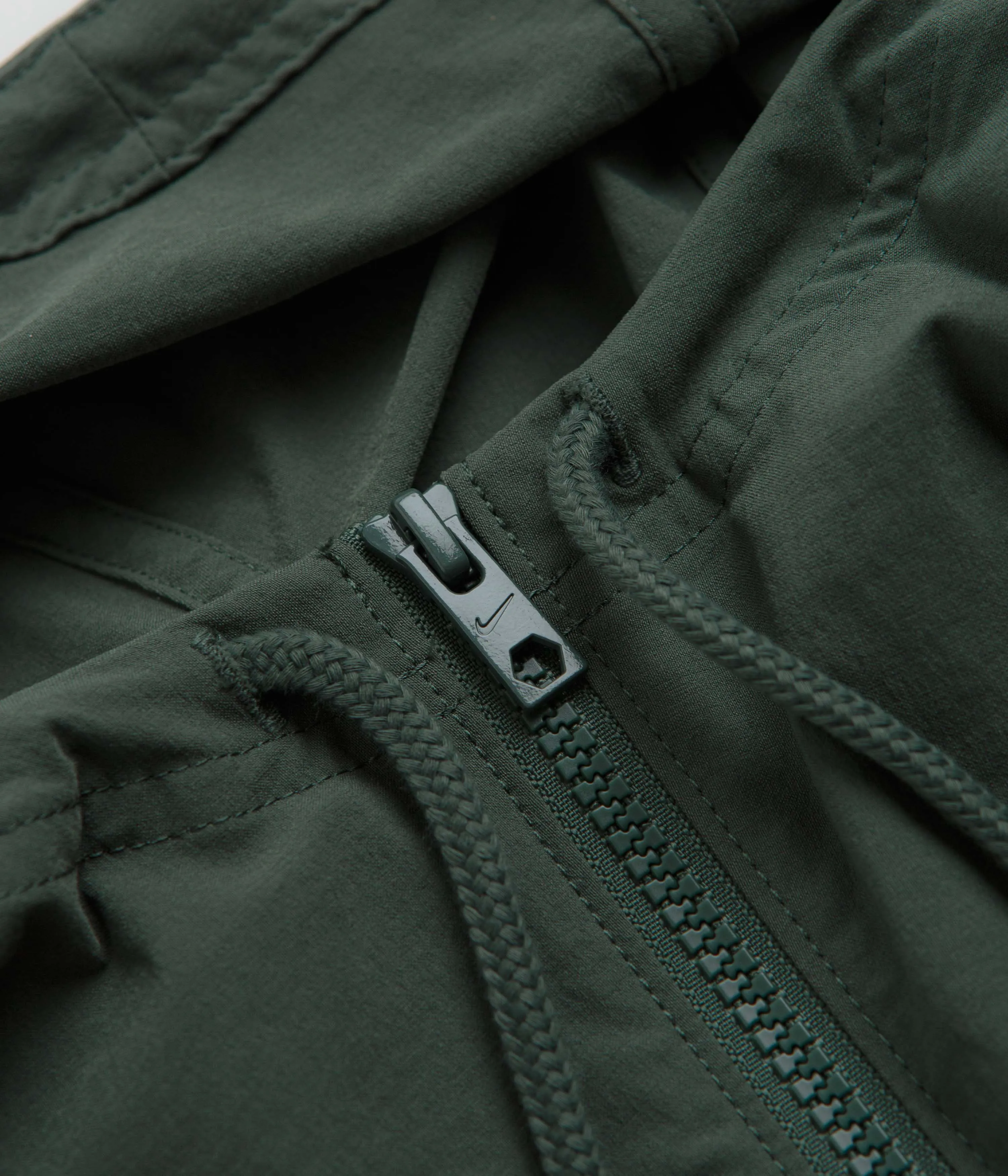 Nike SB Anorak Jacket - Vintage Green / Oil Green