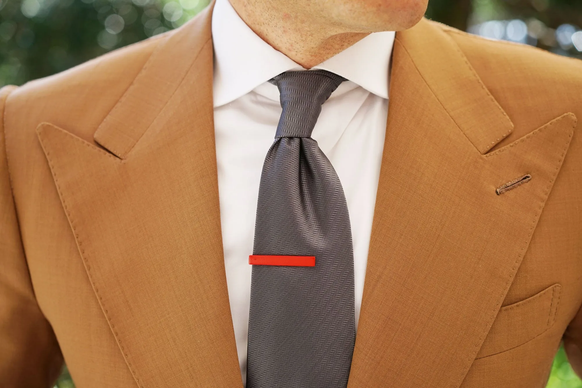 Red Tie Bar