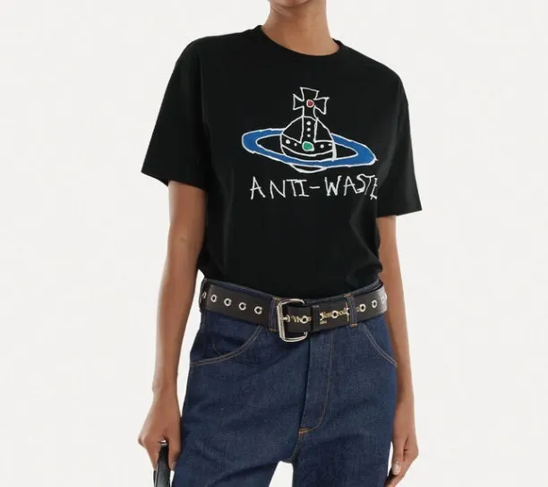 Vivienne Westwood  |Street Style T-Shirts